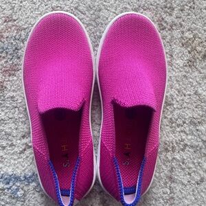 Rothy’s Kids Slip On Sneakers NEW, size kids 12
